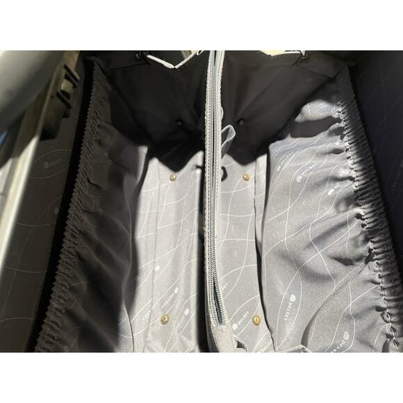 Delsey Hard Case Carry On Luggage Shoulder Strap Combination Lock 13”x13”x8” - Picture 7 of 7